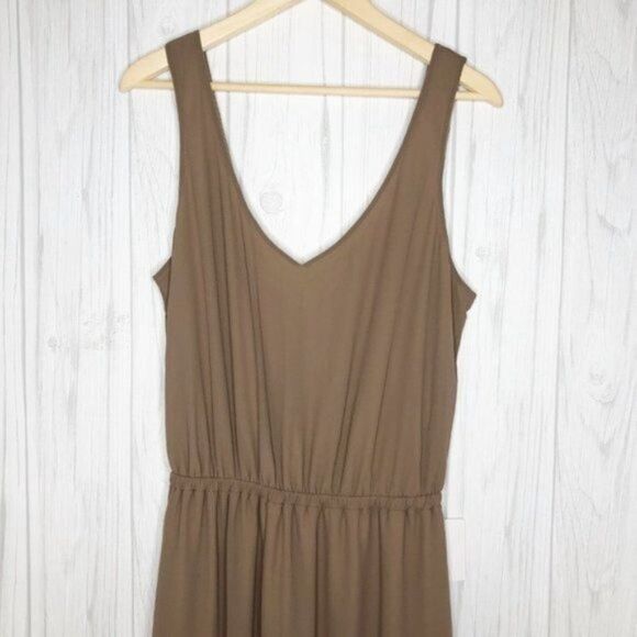 SHOW ME YOUR MUMU Kendall V-Back A-Line Gown Dune - Picture 3 of 7